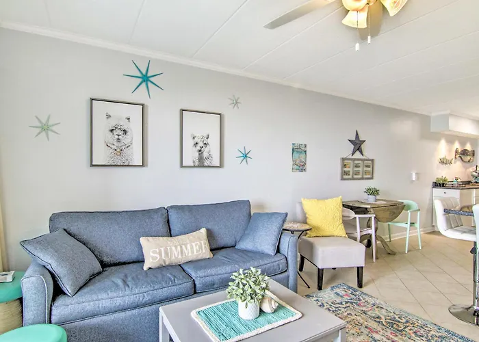 Beachbox I - Oceanfront Balcony - Sunrise Views - Couple's Retreat - East Winds 202 Apartment Ocean City